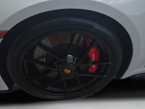 Used 2026 Porsche 911 Carrera GTS RWD image 22