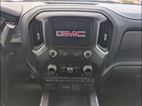 Used 2020 GMC Sierra 1500 AT4 w/ Driver Alert Package I image 31