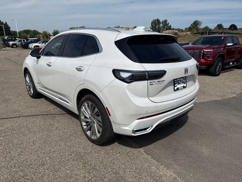 Used 2025 Buick Envision Avenir AWD/4WD image 5