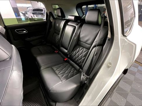 New 2026 Nissan Rogue Platinum AWD/4WD image 12