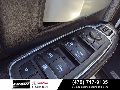 Used 2024 RAM 2500 Big Horn w/ Off Road Package AWD/4WD image 11