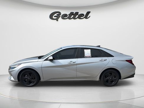 Used 2022 Hyundai Elantra SEL FWD image 8