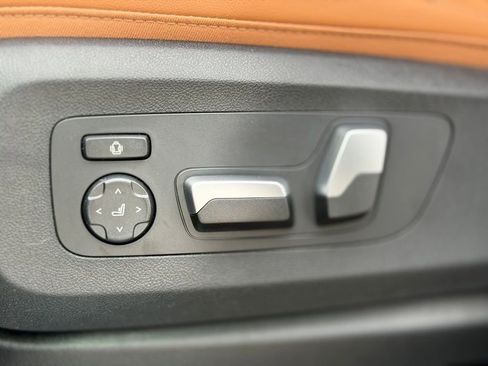 New 2026 BMW X5 xDrive40i w/ Premium Package image 15