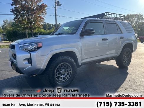 Used 2020 Toyota 4Runner 4WD image 7