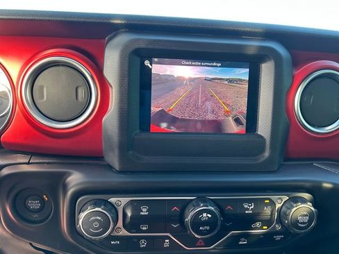 Used 2020 Jeep Gladiator Rubicon w/ Dual Top Group image 30