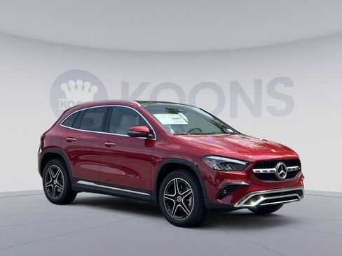 New 2026 Mercedes-Benz GLA 250 4MATIC image 2