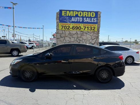 Used 2016 Chevrolet Cruze LS image 1