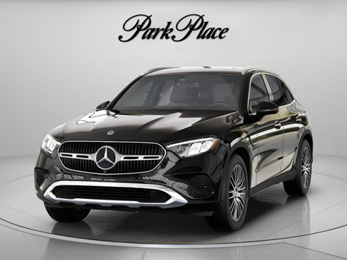 Used 2026 Mercedes-Benz GLC 300 image 37