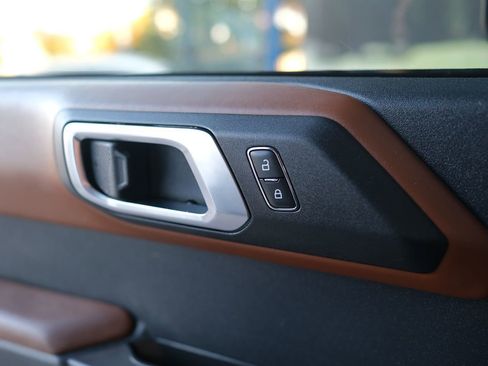 Used 2022 Ford Bronco Outer Banks image 22