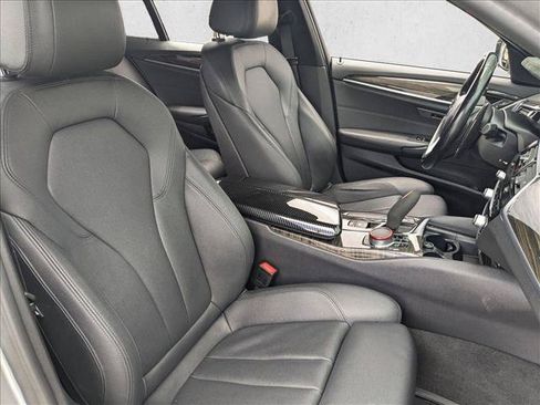 Used 2018 BMW 530i w/ Premium Package RWD image 22