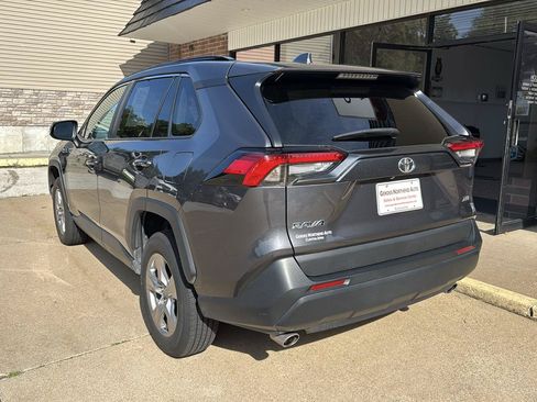 Used 2024 Toyota RAV4 XLE FWD image 5