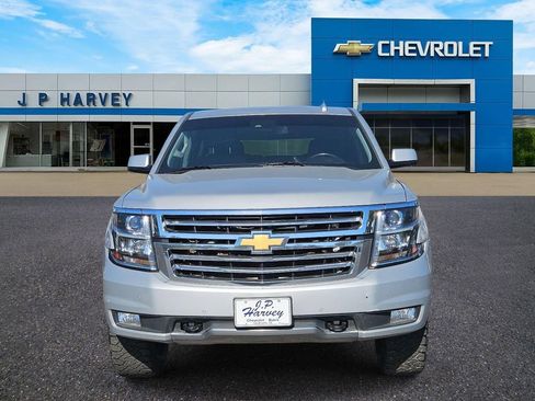 Used 2016 Chevrolet Tahoe LT image 2