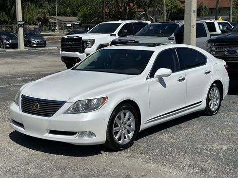 Used 2009 Lexus LS 460 image 9