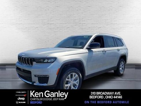 Used 2023 Jeep Grand Cherokee L Limited AWD/4WD image 1