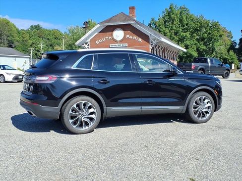 Used 2021 Lincoln Nautilus Reserve image 4