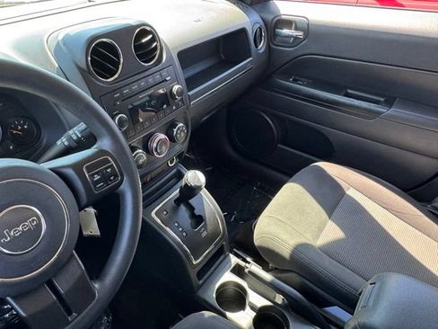 Used 2016 Jeep Patriot Sport w/ Power Value Group AWD/4WD image 12