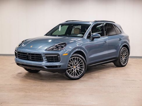 Used 2019 Porsche Cayenne AWD/4WD image 2