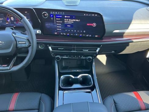 New 2026 Chevrolet Traverse RS FWD image 18