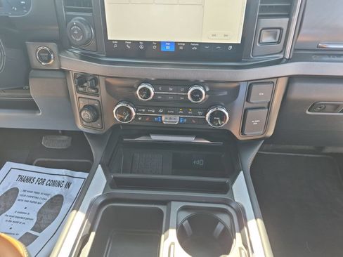 Used 2024 Ford F250 Platinum w/ Tremor Off-Road Package AWD/4WD image 38