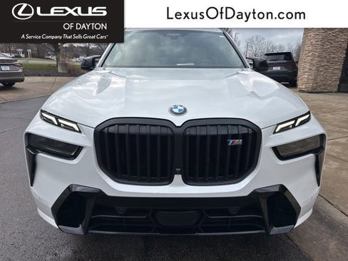 Used 2023 BMW X7 M60i w/ Executive Package image 8