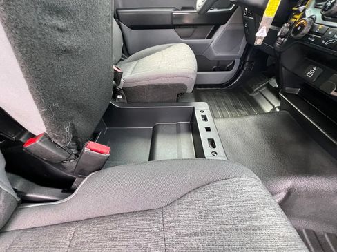 Used 2025 Ford F150 XL AWD/4WD image 24