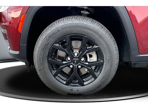 Used 2021 Jeep Grand Cherokee L Limited image 10