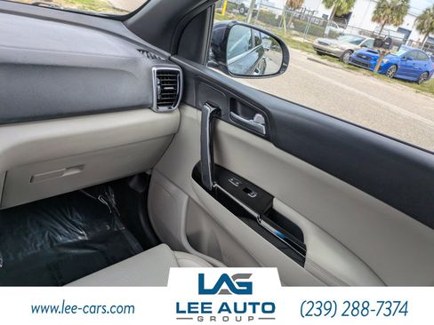 Used 2020 Kia Sportage S w/ Option Group 020 FWD image 13