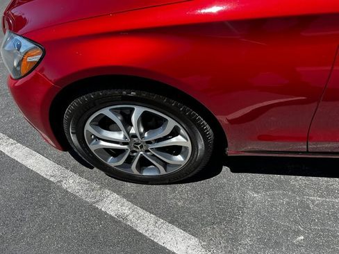 Used 2018 Mercedes-Benz C 300 4MATIC Sedan image 14