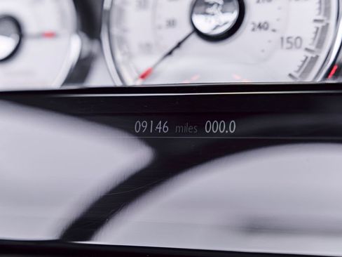 Used 2020 Rolls-Royce Dawn RWD image 69