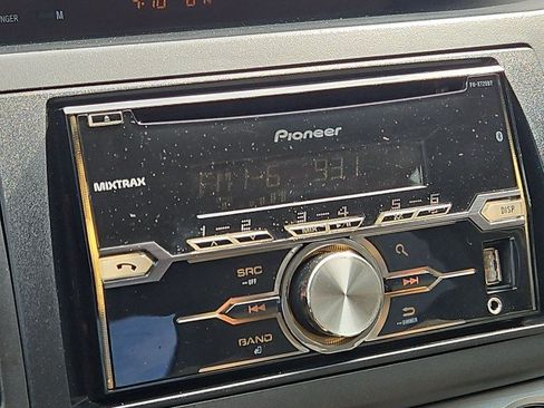 Used 2005 Toyota Camry SE FWD image 13
