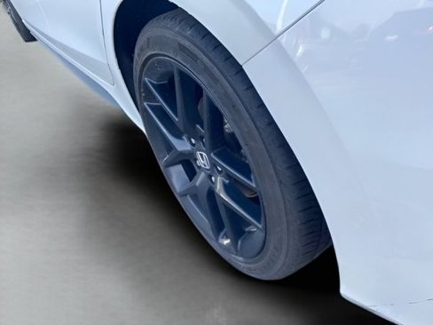 Used 2024 Honda Civic Sport image 16