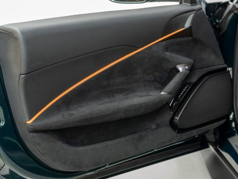 Certified 2022 Ferrari Roma image 16