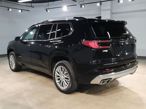Used 2024 GMC Acadia Denali AWD/4WD image 5