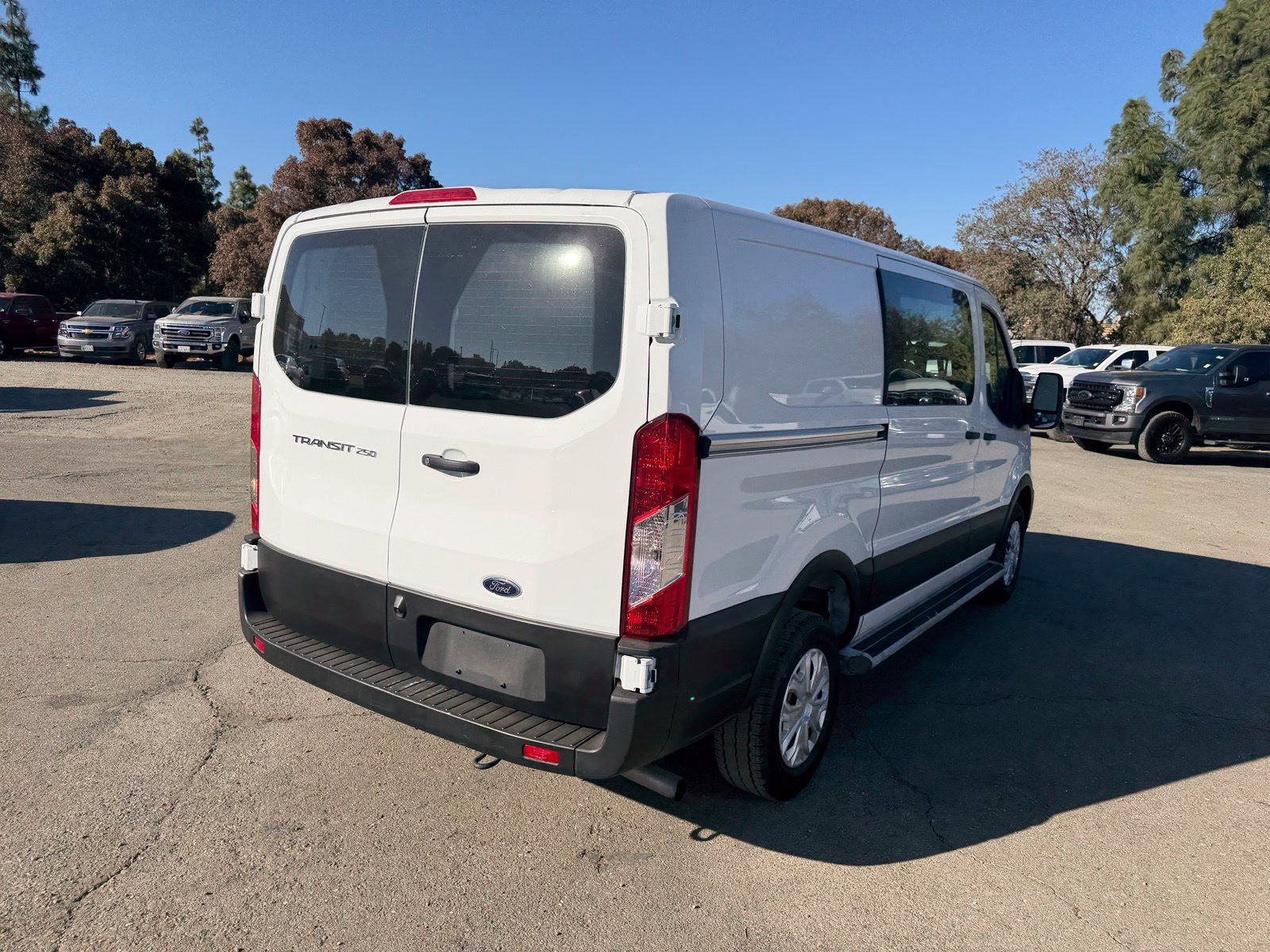 Used 2025 Ford Transit 250 Low Roof w/ Exterior Upgrade Package RWD image 5