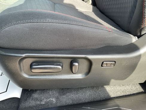 Certified 2021 Toyota Tacoma SR5 AWD/4WD image 13