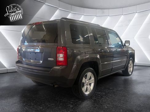Certified 2016 Jeep Patriot Latitude image 4