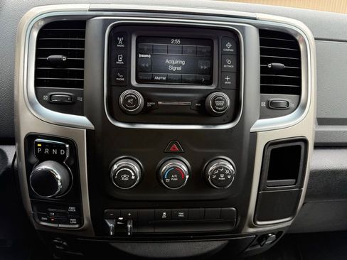Used 2016 RAM 1500 Classic SLT AWD/4WD image 6