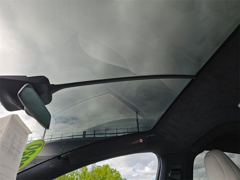 Used 2020 Tesla Model X Performance image 29