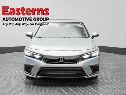 Used 2023 Honda Civic EX image 2