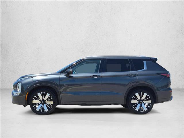Used 2025 Mitsubishi Outlander SEL FWD image 9