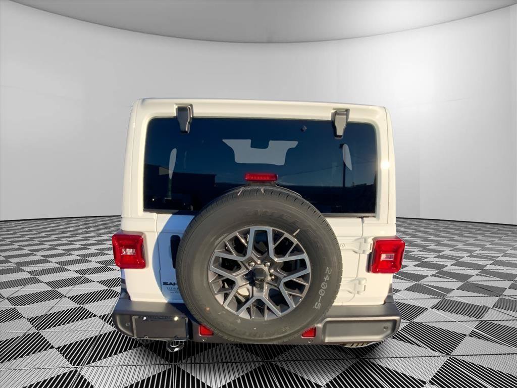 New 2026 Jeep Wrangler Unlimited Sahara AWD/4WD image 7