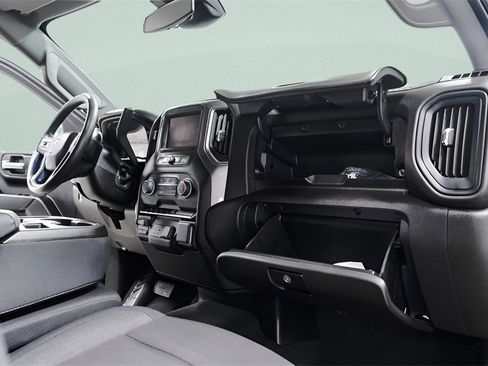 Used 2024 Chevrolet Silverado 1500 Custom image 36