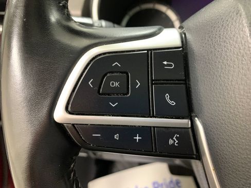 Used 2022 Toyota Highlander XLE FWD image 25