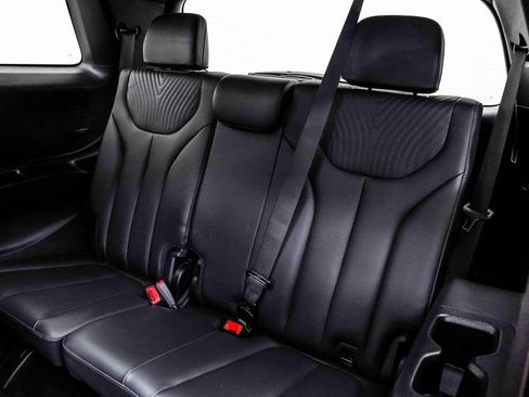 Used 2024 Hyundai Palisade Calligraphy image 19