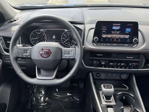 Used 2025 Nissan Rogue SV w/ Rock Creek Premium Package AWD/4WD image 34