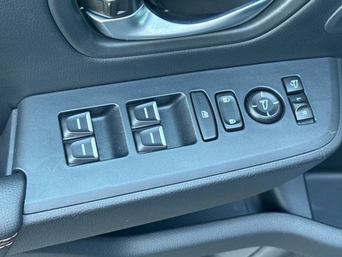 Certified 2025 Honda Pilot TrailSport image 13