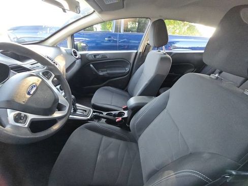 Used 2017 Ford Fiesta SE w/ Cold Weather Package FWD image 5