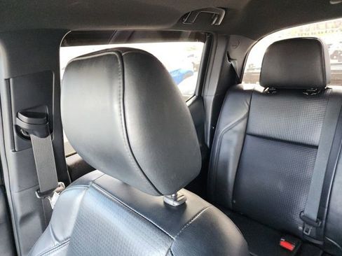 Used 2020 Toyota Tacoma Limited image 17