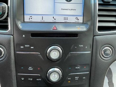 Used 2016 Ford Taurus SEL w/ Equipment Group 201A image 21