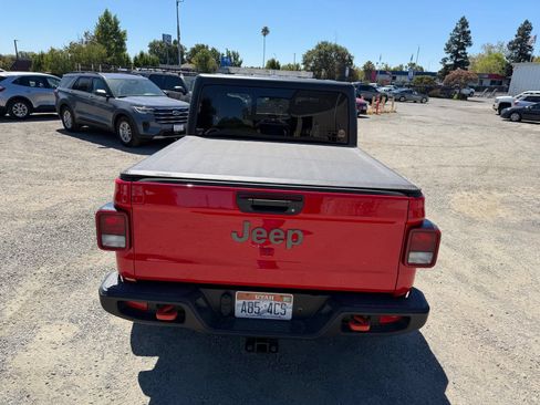 Used 2021 Jeep Gladiator Mojave w/ Trailer Tow Package AWD/4WD image 4